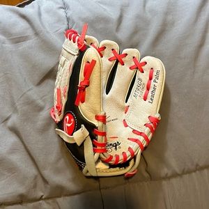 Rawlings 9.5” Tee Ball Mike Trout Series Glove